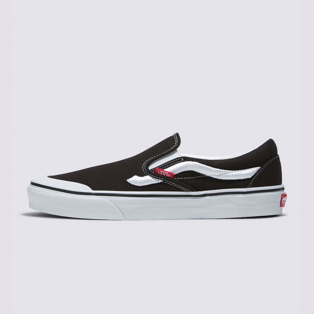 Zapatos-Clasicos-Negros-Classic-Slip-On-138-Vans