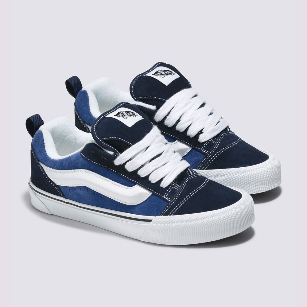 Zapatos-Clasicos-Azules-Knu-Skool-Vans