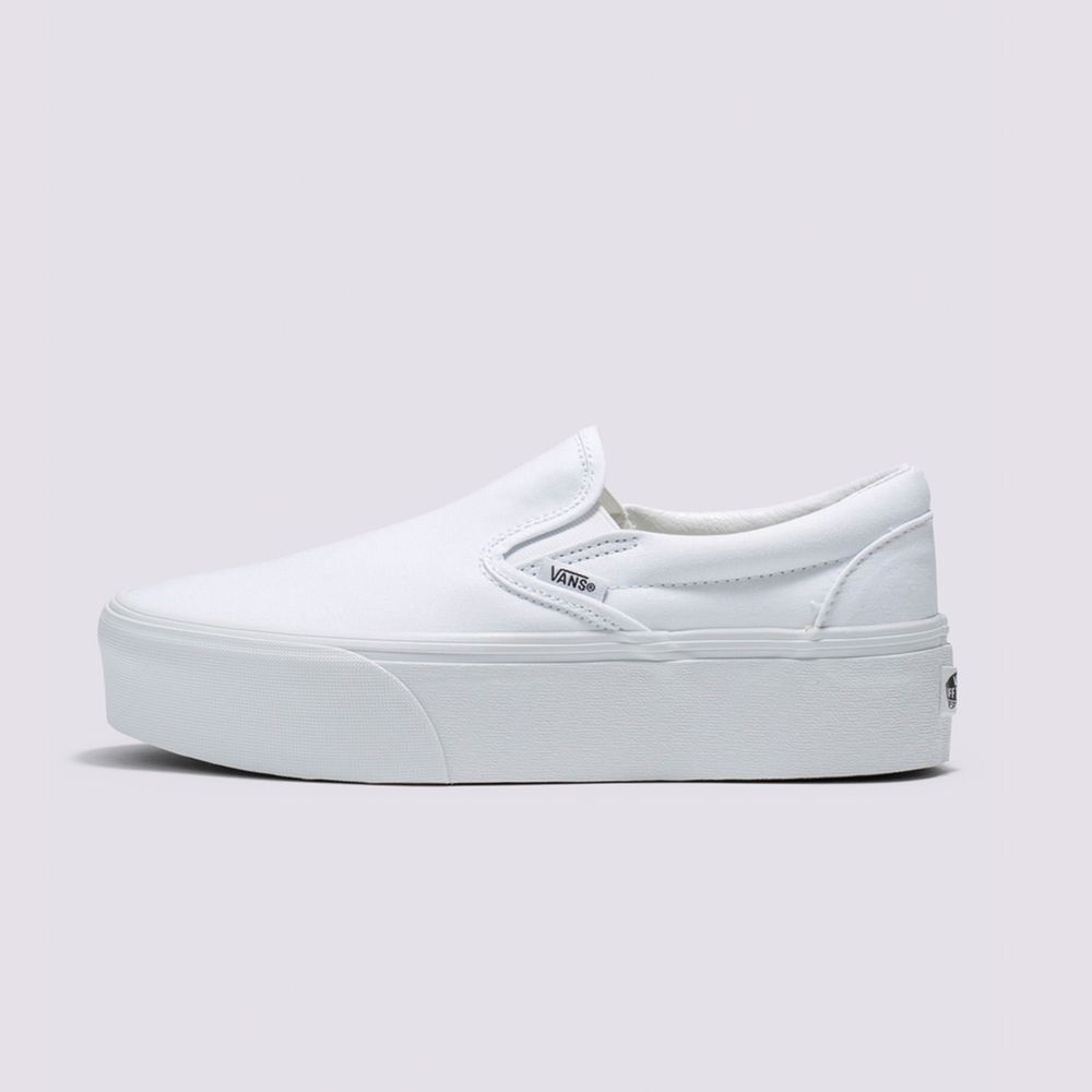 Zapatos-Clasicos-De-Plataforma-Blancos-Slip-On-Vans