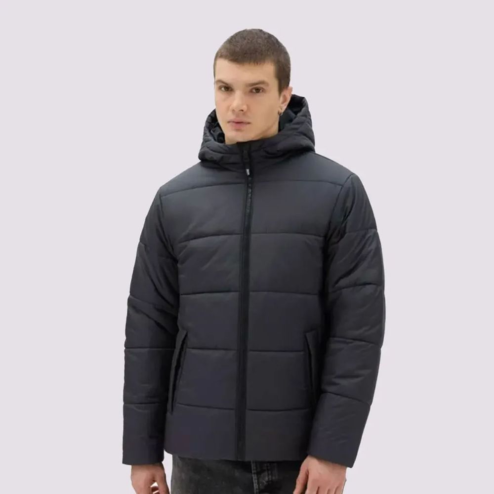 Chompa-Negra-Norris-Mte-1-Puffer-Jacket-Hombre-Vans