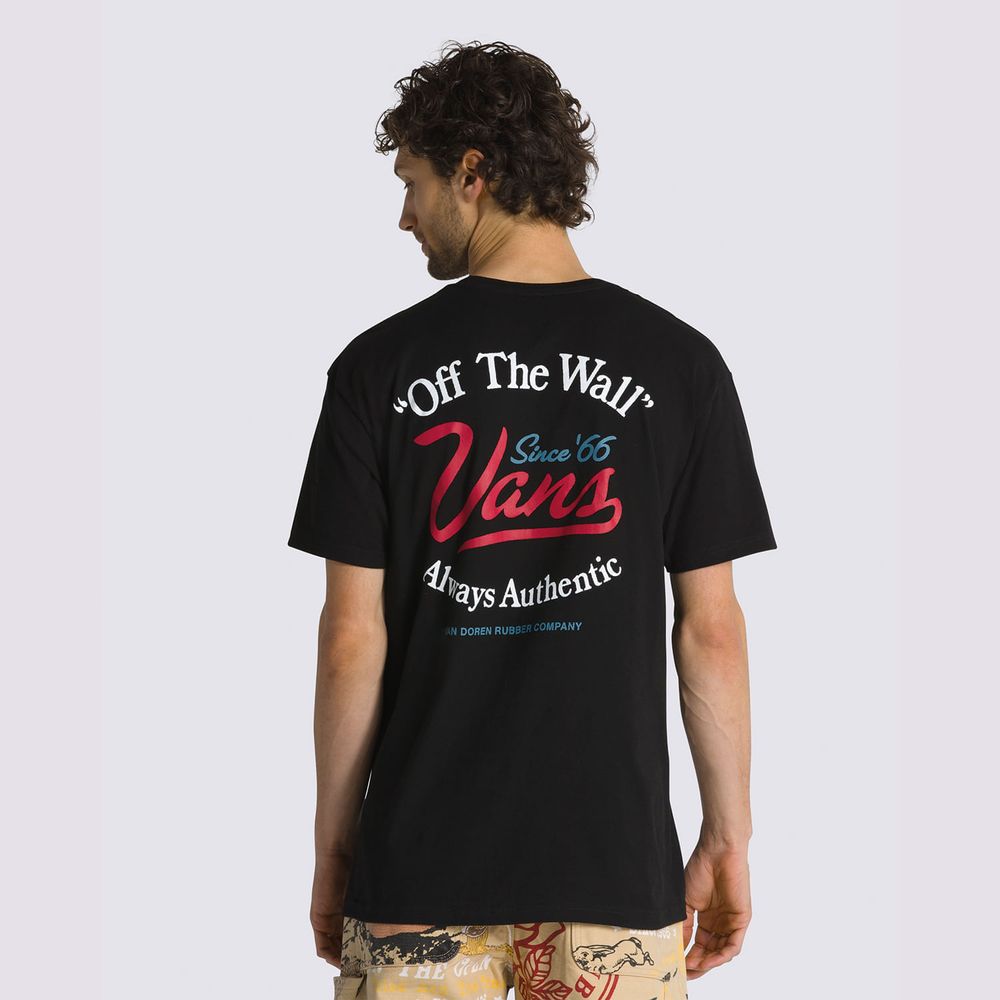 Camiseta-Manga-Corta-Negra-Gas-Station-Logo-Hombre-Vans