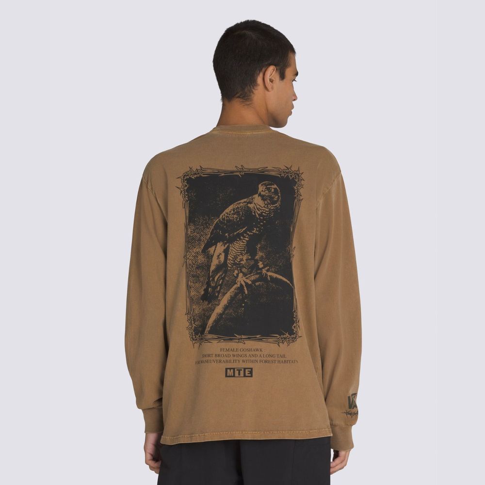 Camiseta-Manga-Larga-Mte-Goshawk-Ls-Tee-Sepia-Vans